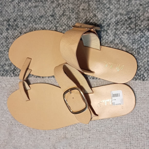 mooloola | Shoes | Sandals Slides Mooloola City Beach | Poshmark